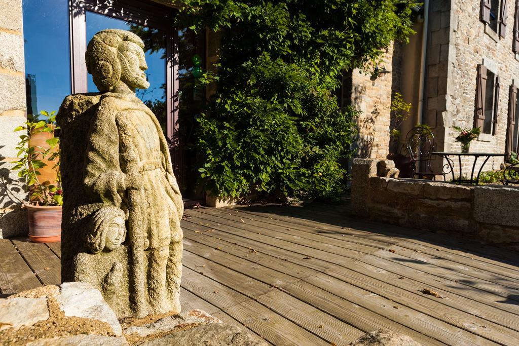 Bed And Breakfast La Fontaine Blanche Melgven Bagian luar foto